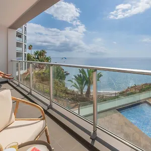 https://luxury-holiday-sea-view-madeira-palace-iii.madeira-islandshotels.com